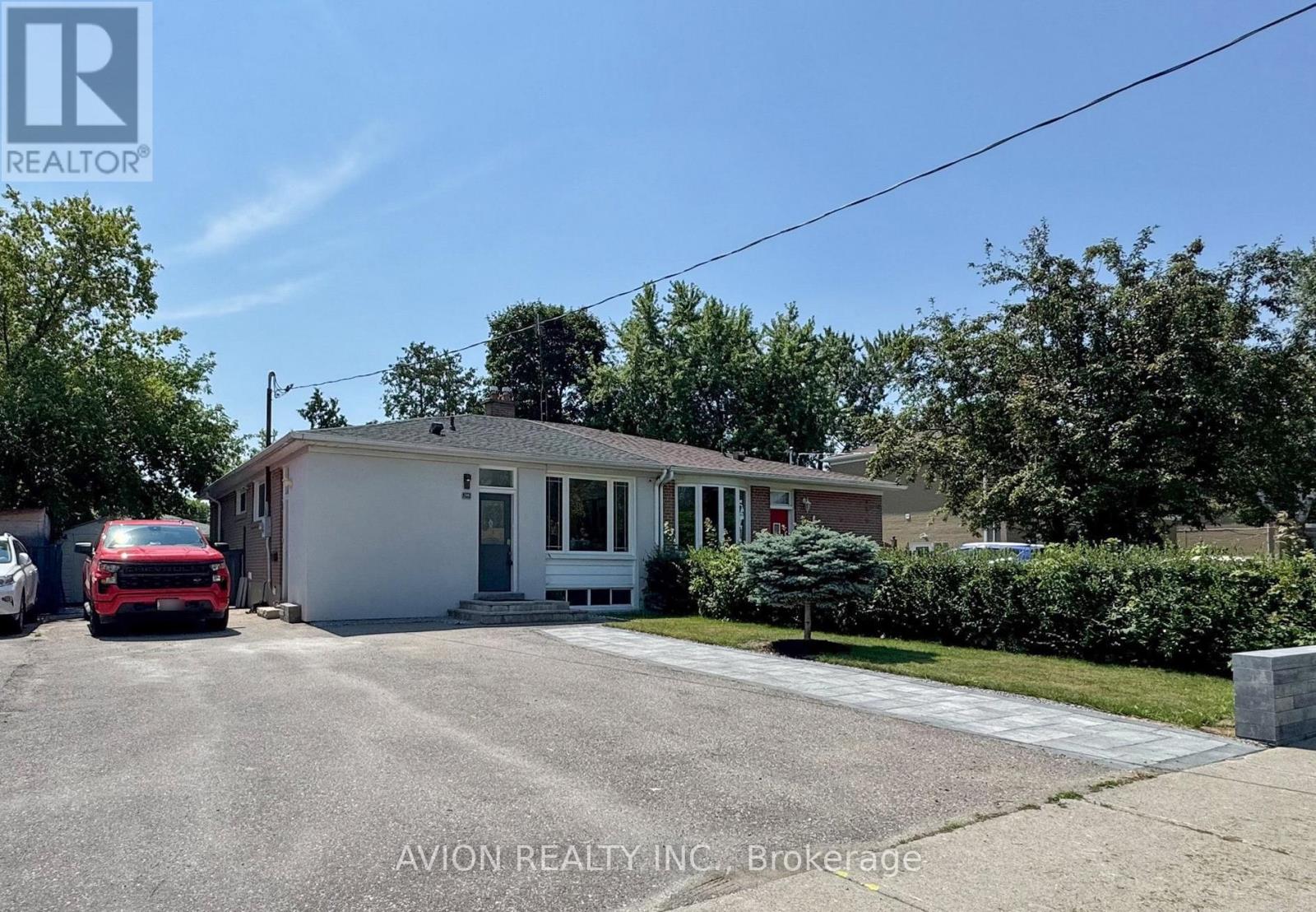 246 Beechy Dr, Richmond Hill, ON L4C 2X7