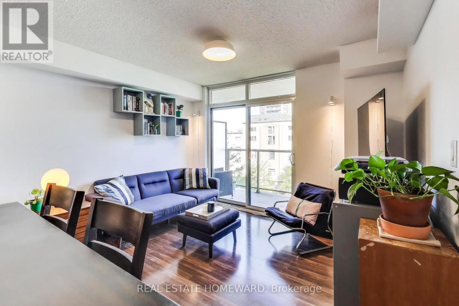 406 816 Lansdowne Ave, Toronto, ON M6H 4K6