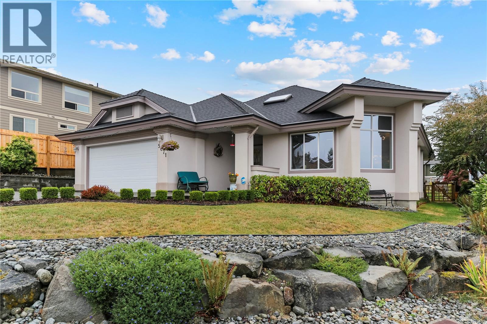 5671 Muggies Way, Nanaimo, BC V9V 1W2