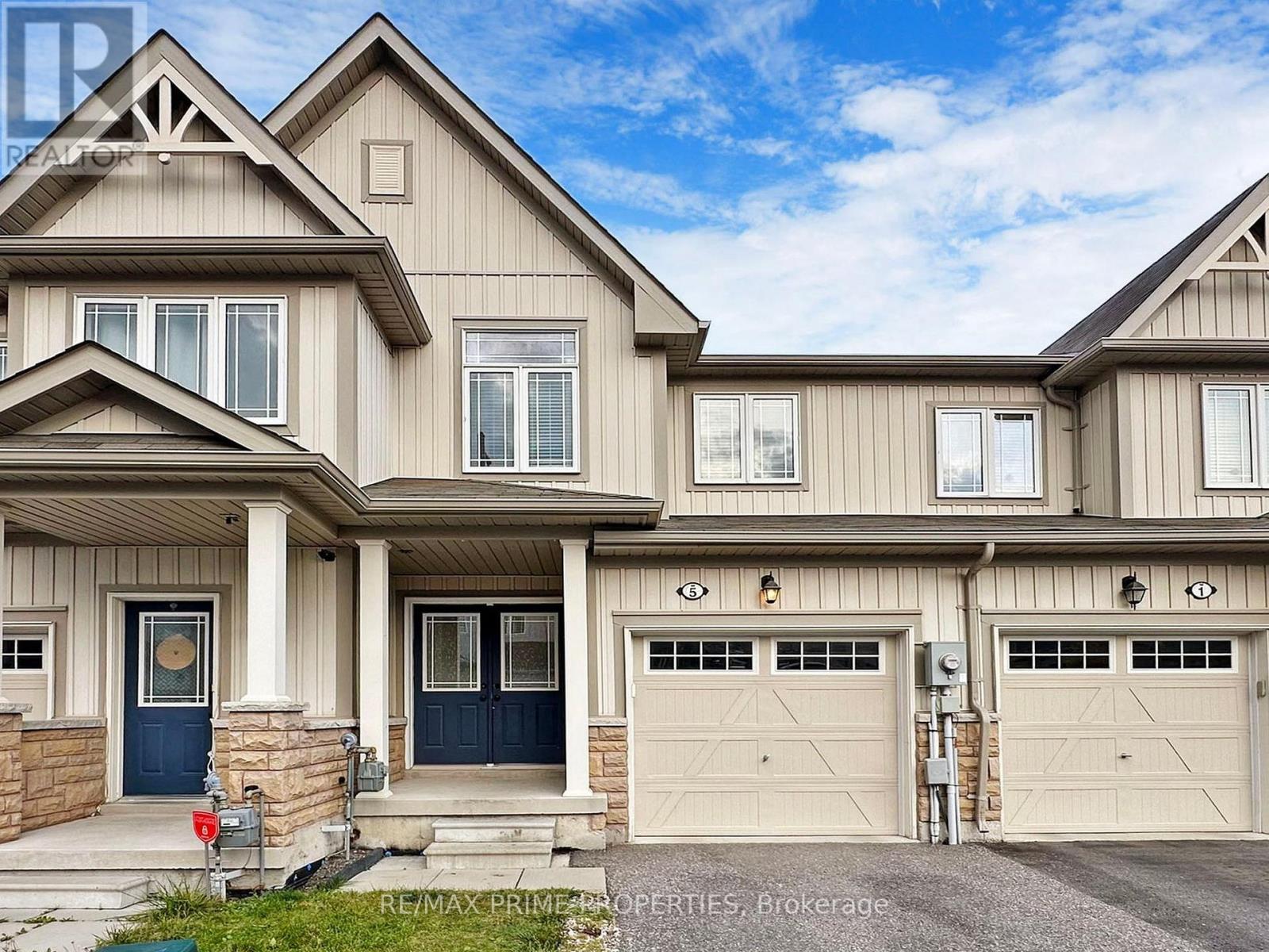 5 Dykstra Ln, Clarington, ON L1C 0J9