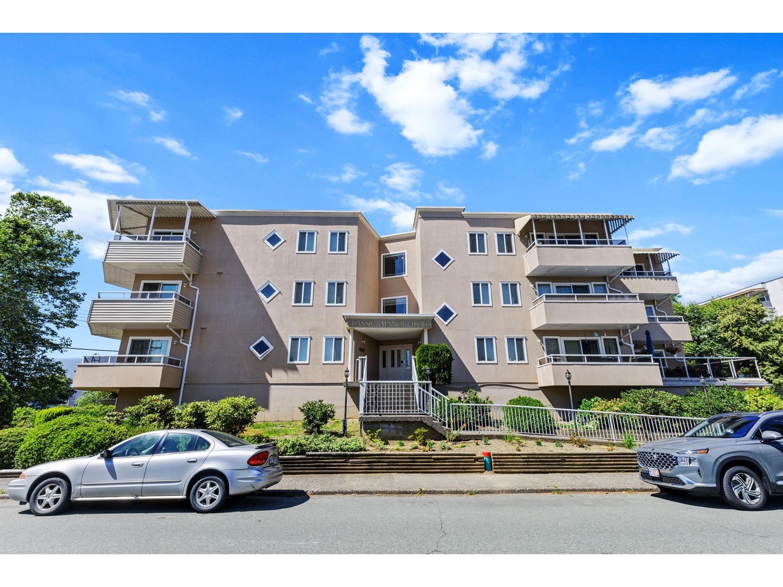 46005 Bole Avenuechilliwack Proper East Unit 302, Chilliwack, BC V2P 7W7