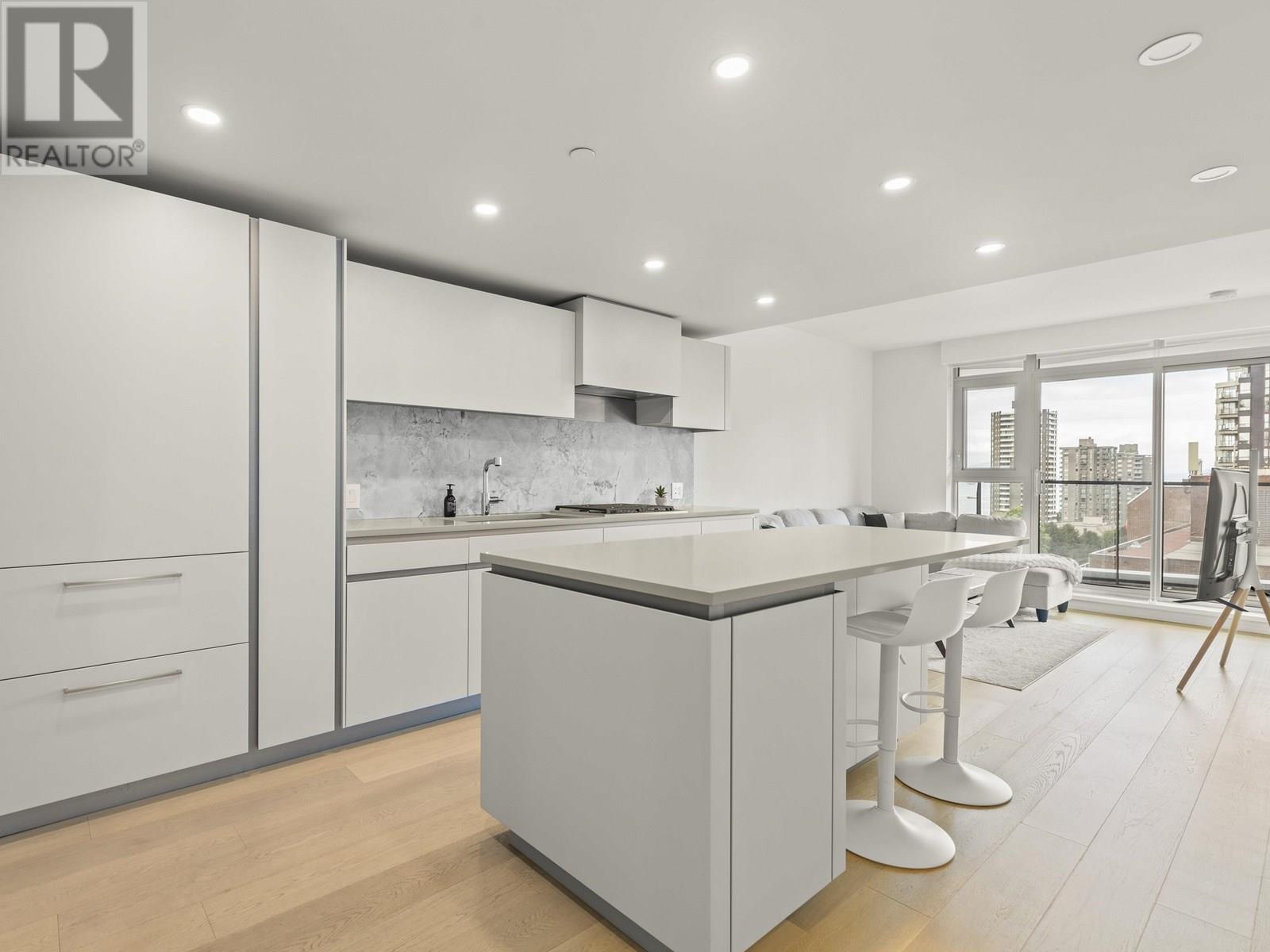 889 Pacific Street Unit 1104, Vancouver, BC V6Z 1C3