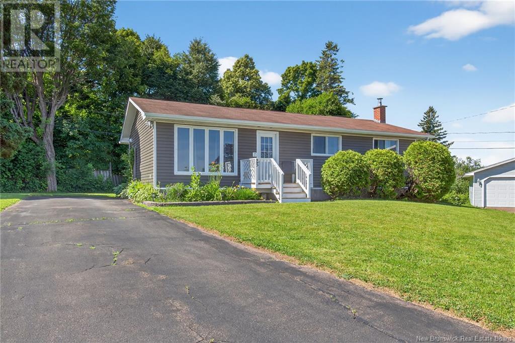25 Boishebert, Shediac, NB E4P 1H8