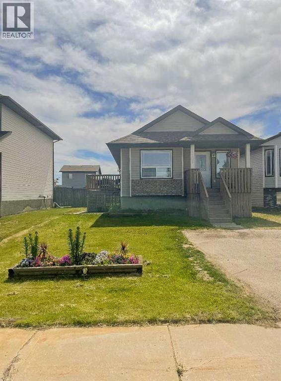 7630 Westpointe Dr, Grande Prairie, AB T8W 2V1