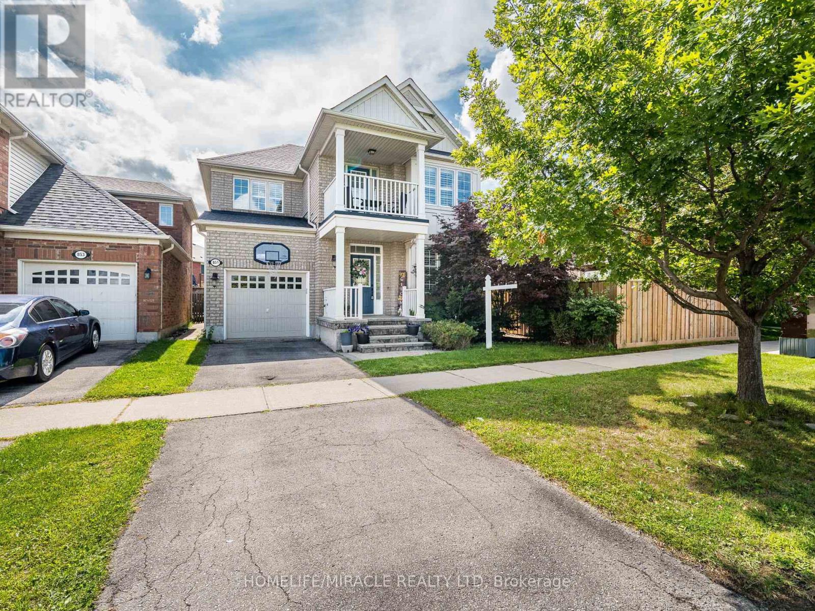 851 Bennett Blvd, Milton, ON L9T 6X9