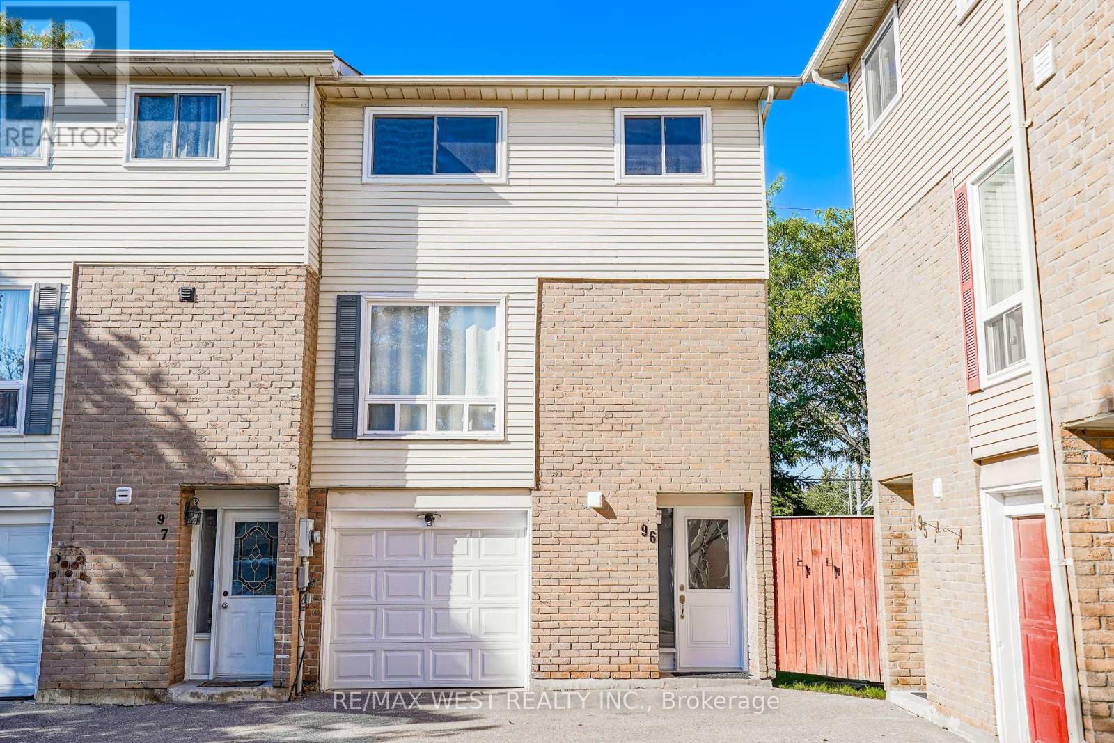 96 1133 Ritson Rd N, Oshawa, ON L1G 7T3