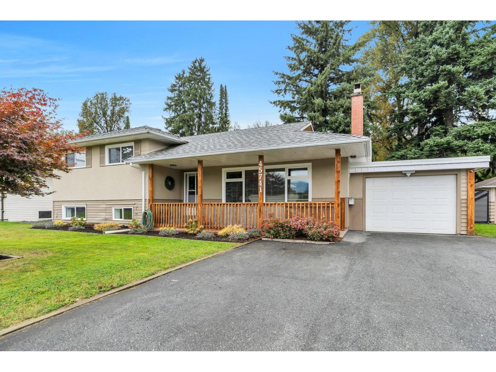 45741 Berkeley Avenuechilliwack Proper W, Chilliwack, BC V2P 3N1