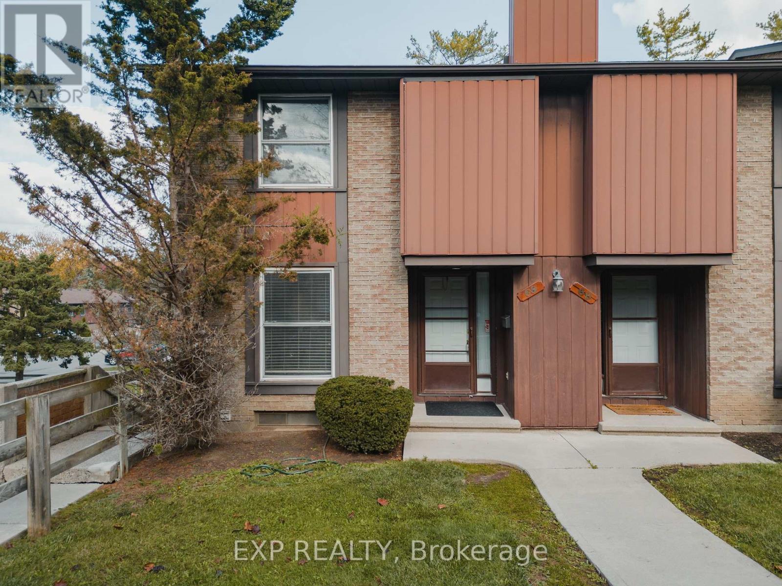 69 539 Willow Rd, Guelph, ON N1H 7G3