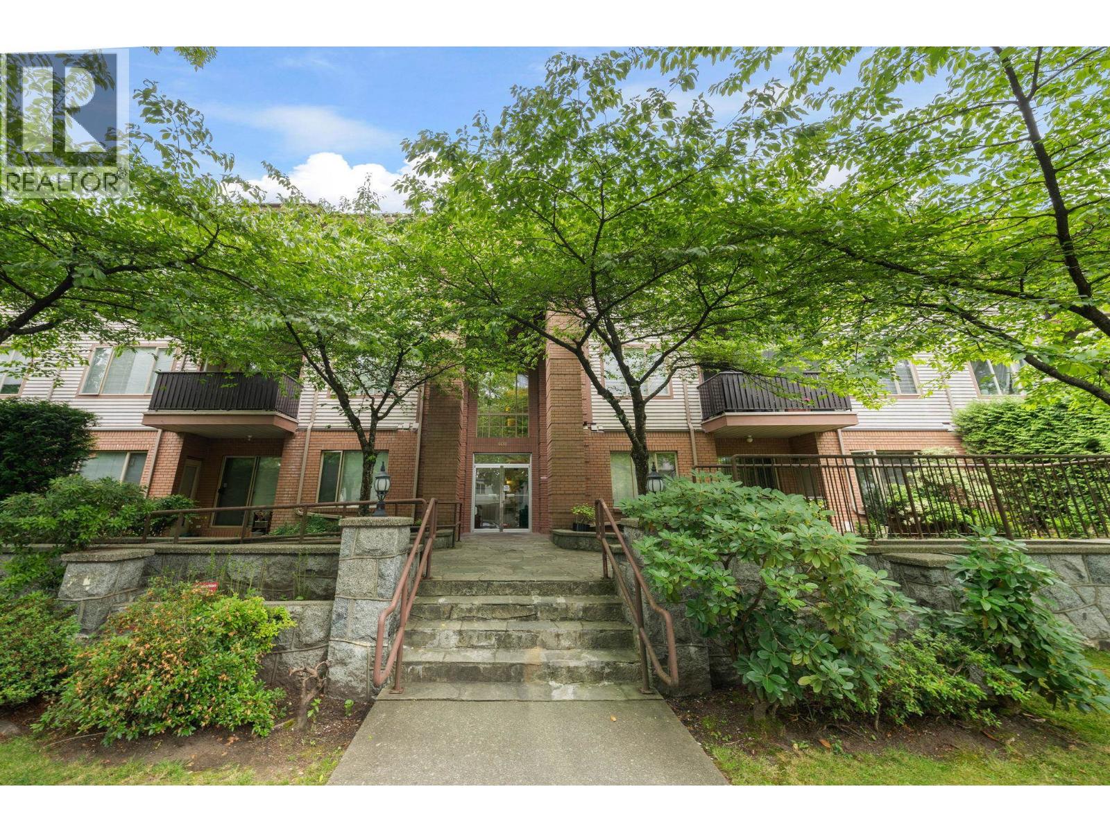 6688 Burlington Avenue Unit 105, Burnaby, BC V5H 3M9