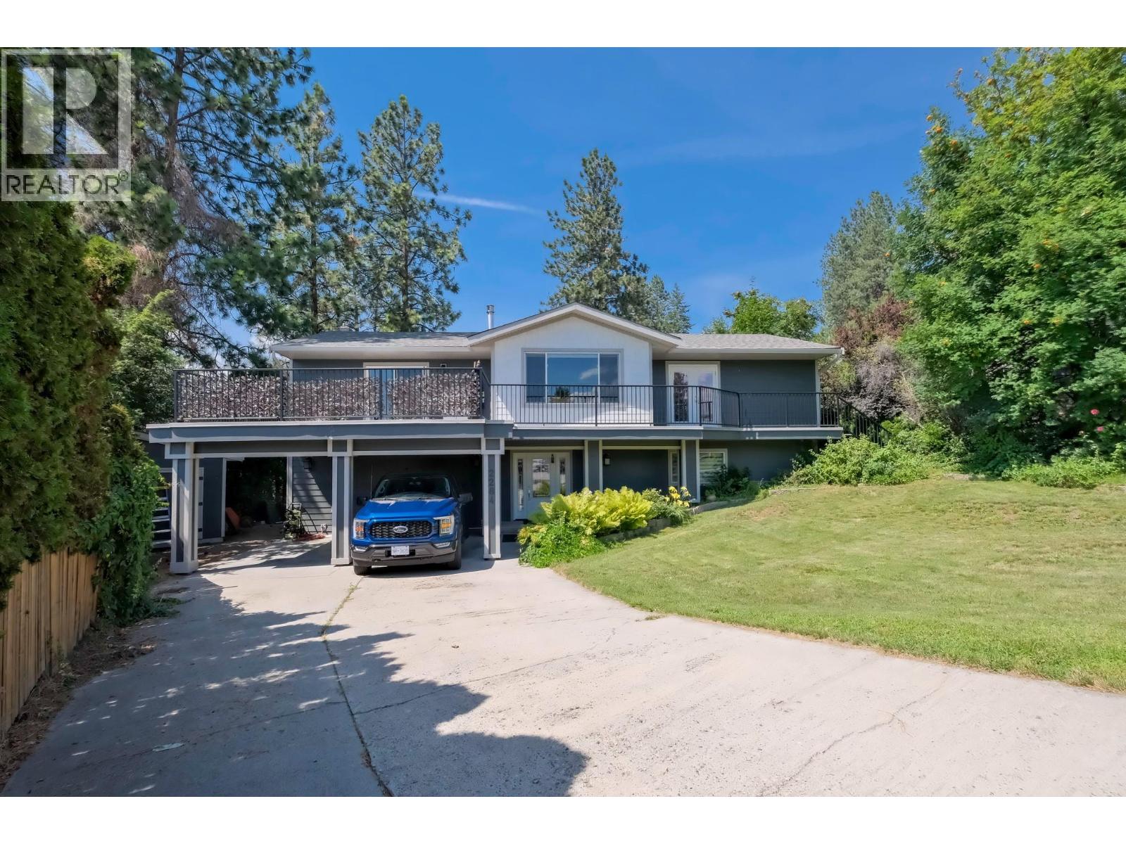 2284 Westville Pl, West Kelowna, BC V4T 1S1