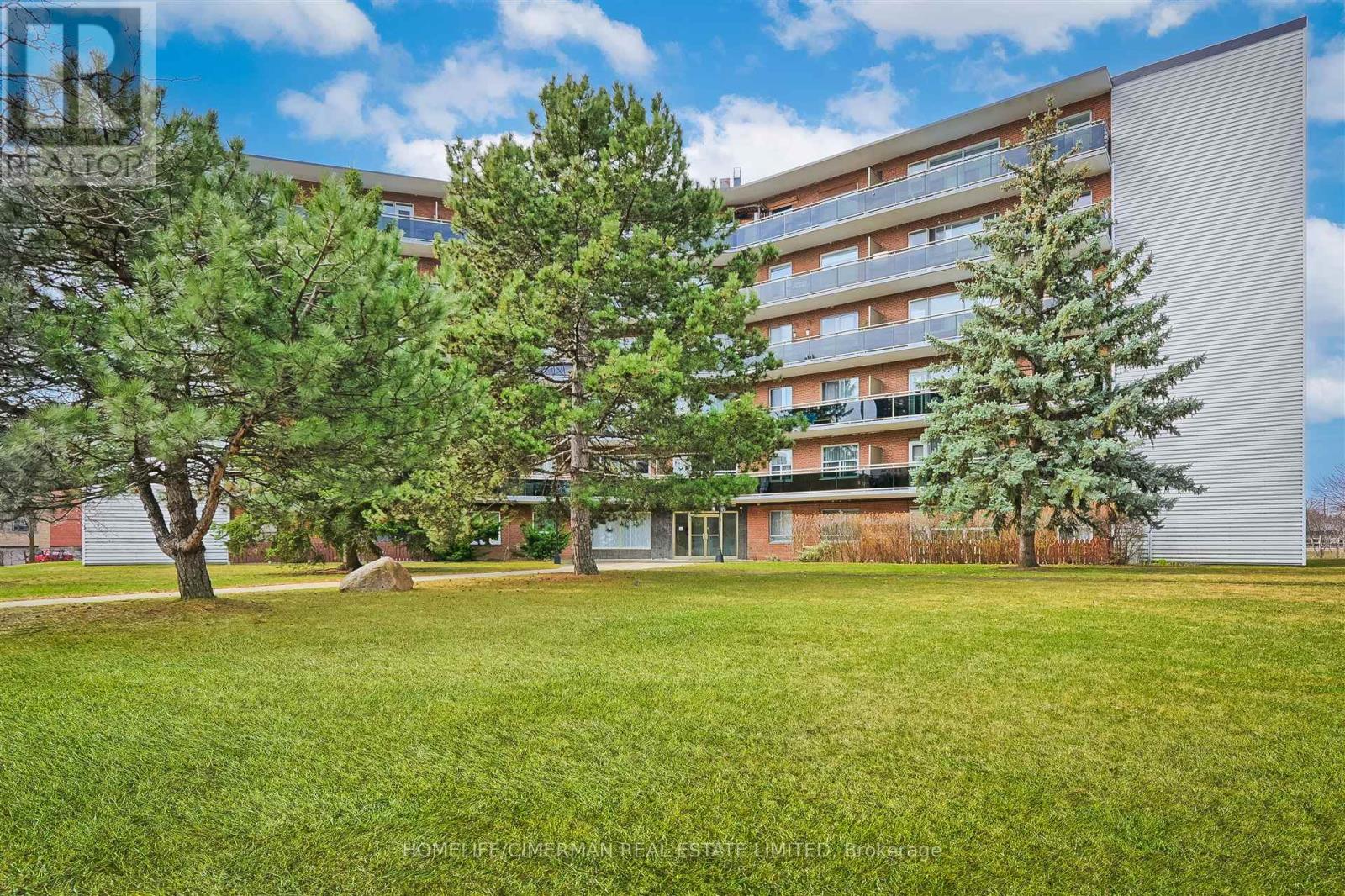 405 346 The West Mall, Toronto, ON M9C 1E5