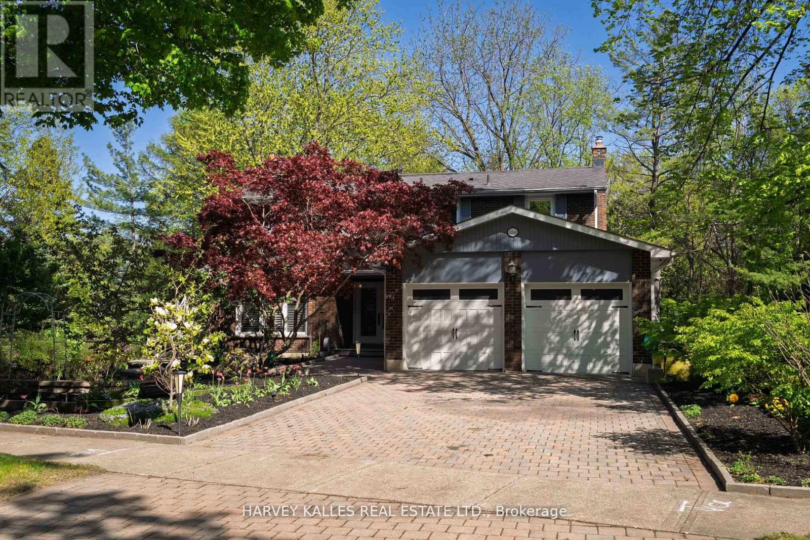 1268 Cermel Dr W, Mississauga, ON L5H 3V4
