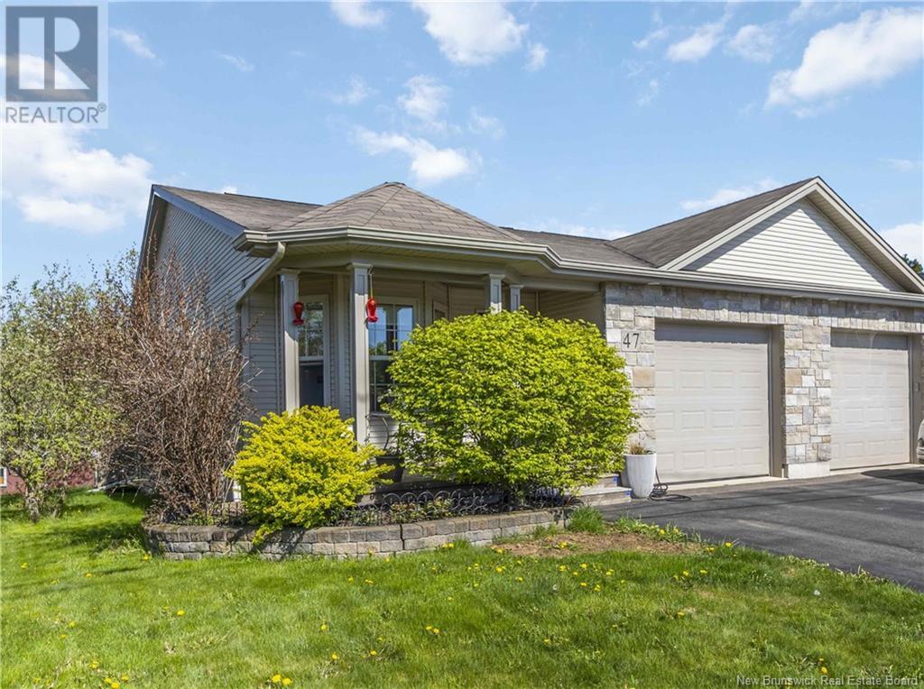 47 Newberry St, Moncton, NB E1G 5M5