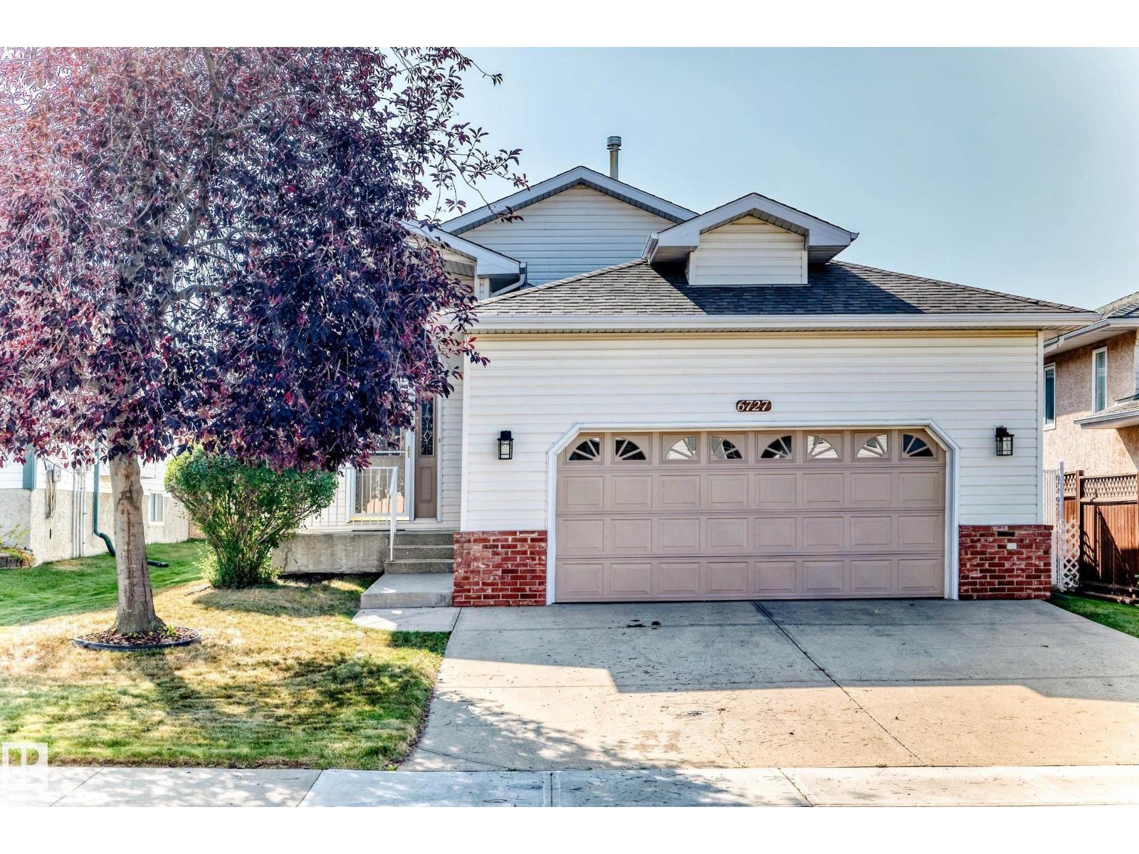 162 Av Nw Unit 6727, Edmonton, AB T5Z 3C5