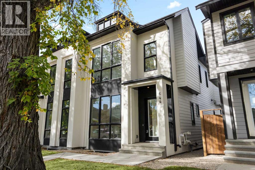25 Avenue Nw Unit 644, Calgary, AB T2M 2A9