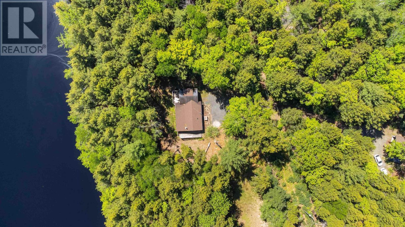 87 Ediths Point Rd, South Brookfield, NS B0T 1K0