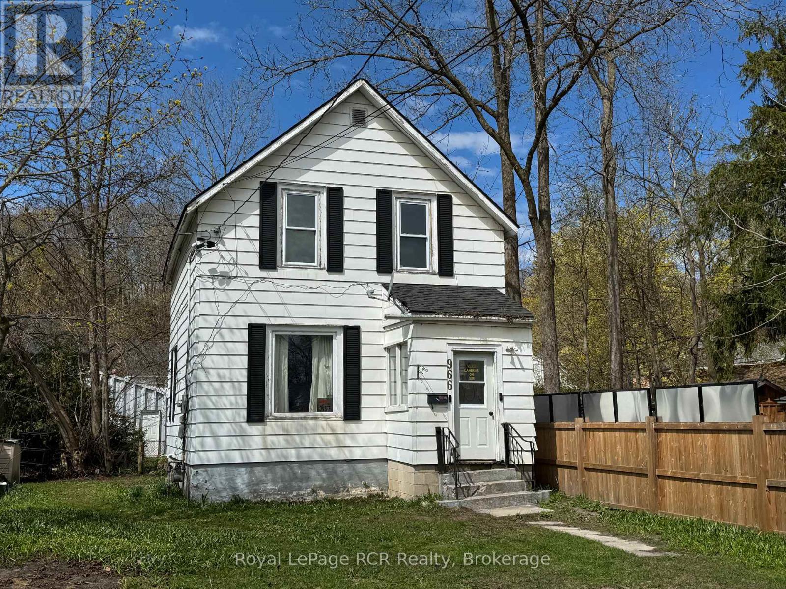 966 3rd Avenue West, Owen Sound, ON N4K 4P6