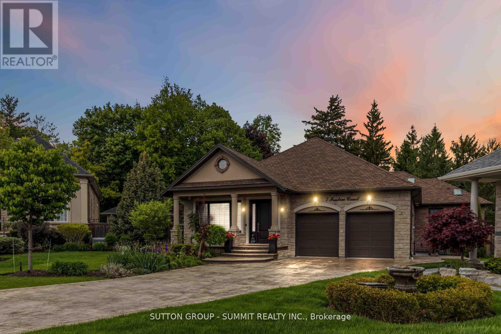 7 Tristan Ct, Brampton, ON L6Y 5S2