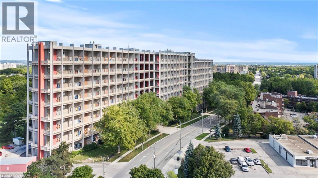 350 Quigley Road Unit 512, Hamilton, ON L8K 5N2