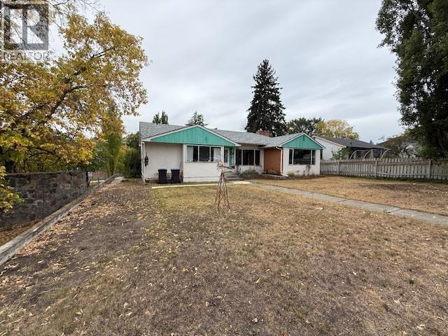 239 N 5th Ave, Williams Lake, BC V2G 2E9
