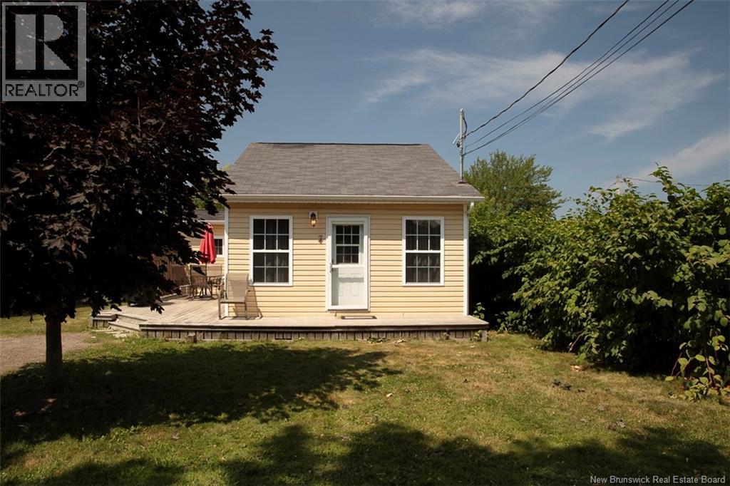 7 Jarvis St, Shediac, NB E4P 4M6