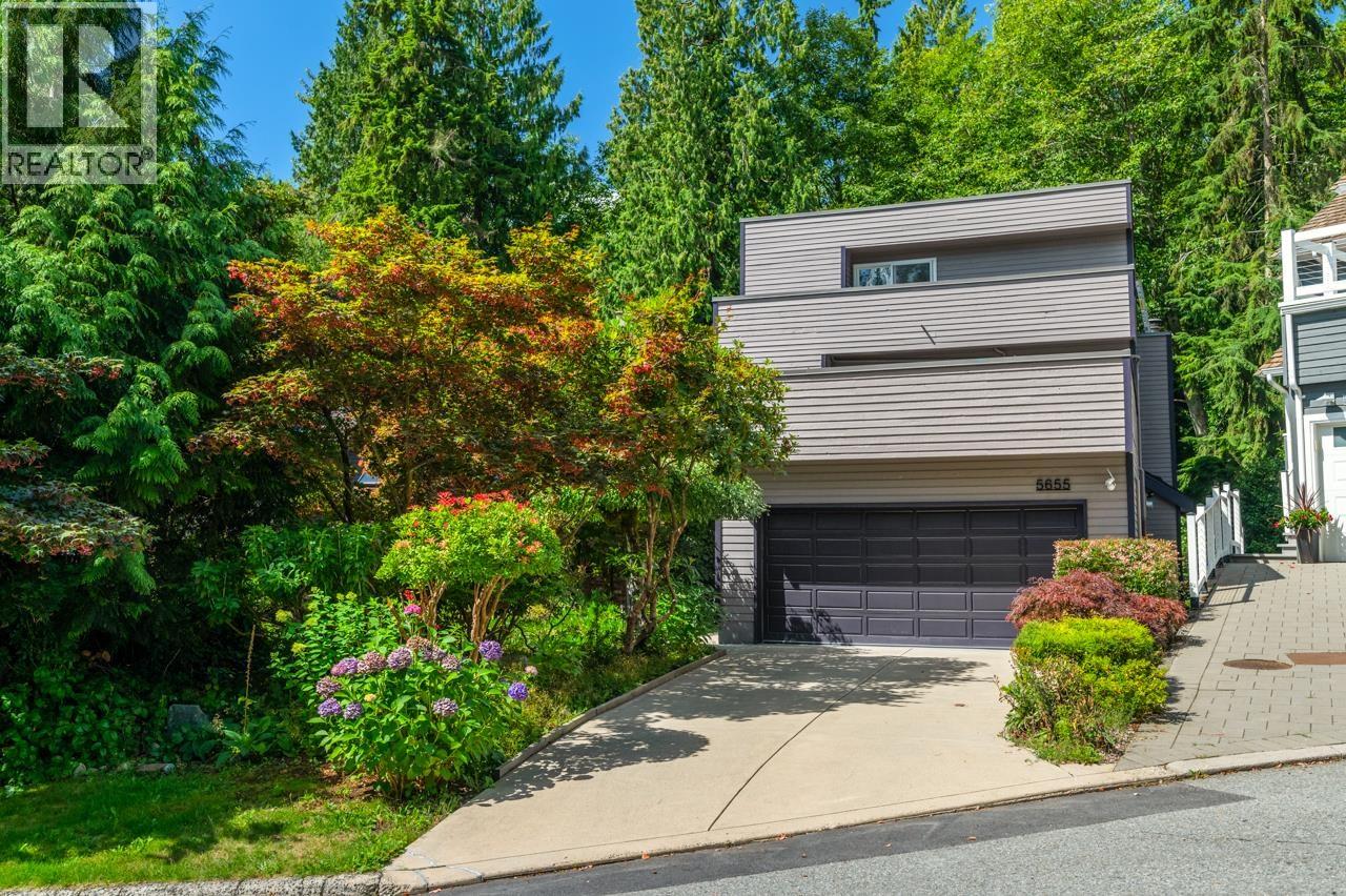 5655 White Pine Ln, North Vancouver, BC V7R 4S1