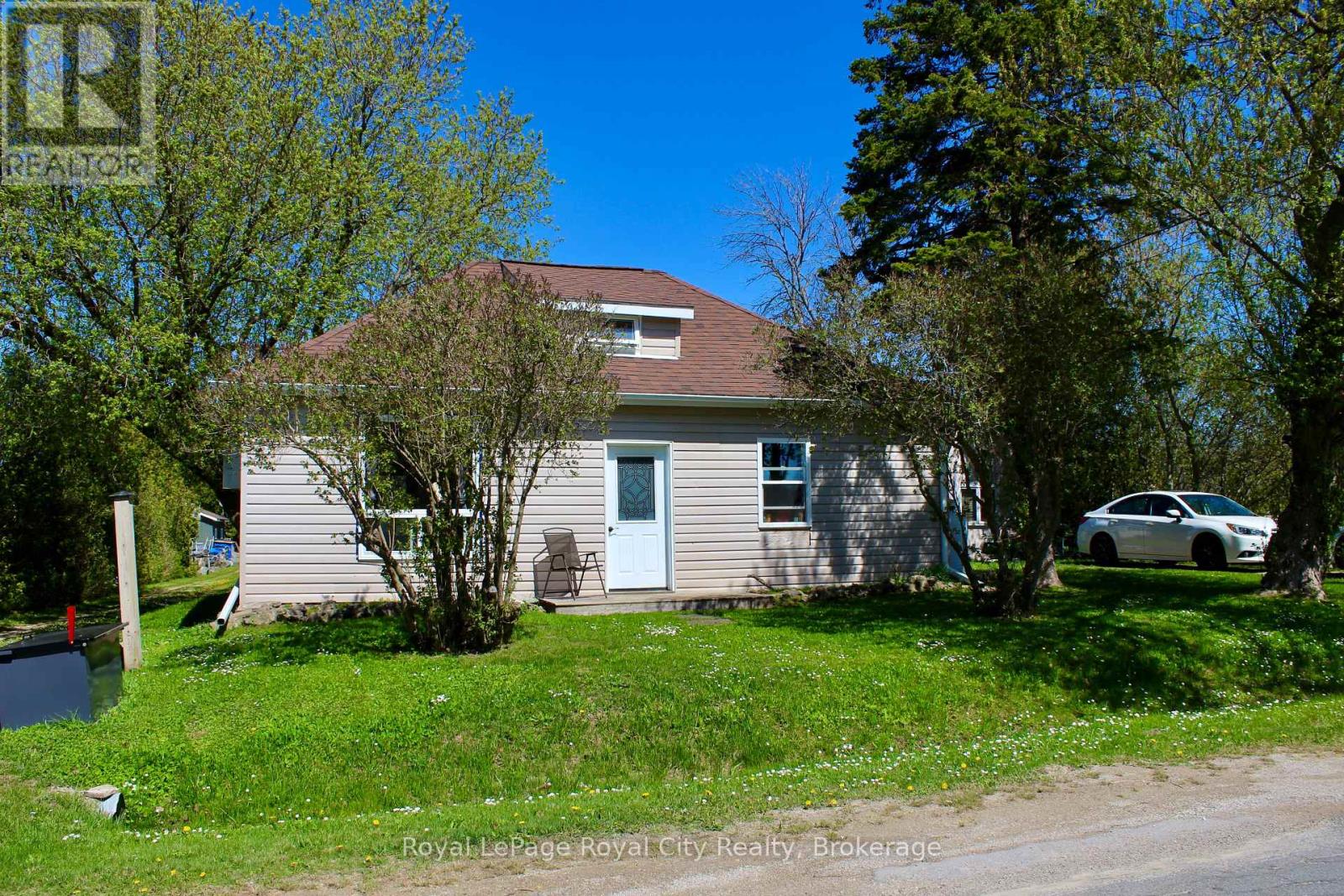 2557 Bruce 9 Rd, Northern Bruce Peninsula, ON N0H 1W0