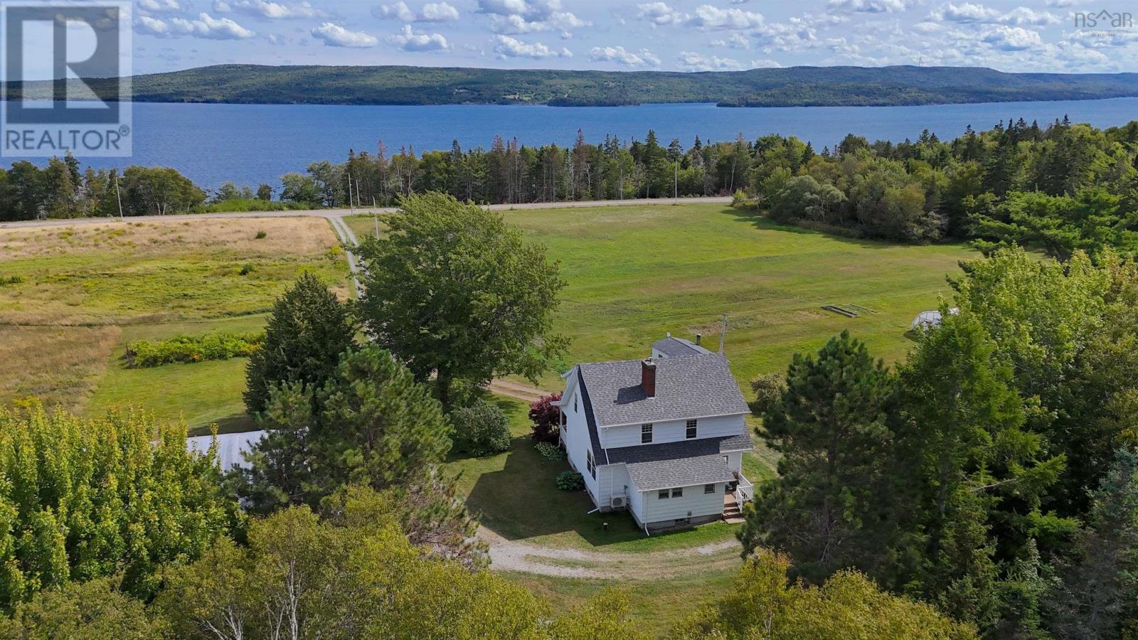 2438 Hillside Boularderie, Southside Boularderie, NS B1Y 2S5
