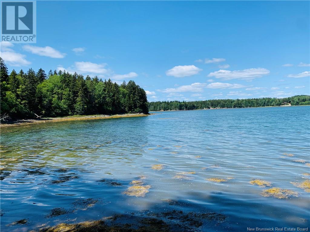 85-39 Alder Ct, Wilsons Beach, NB E5E 1Z4