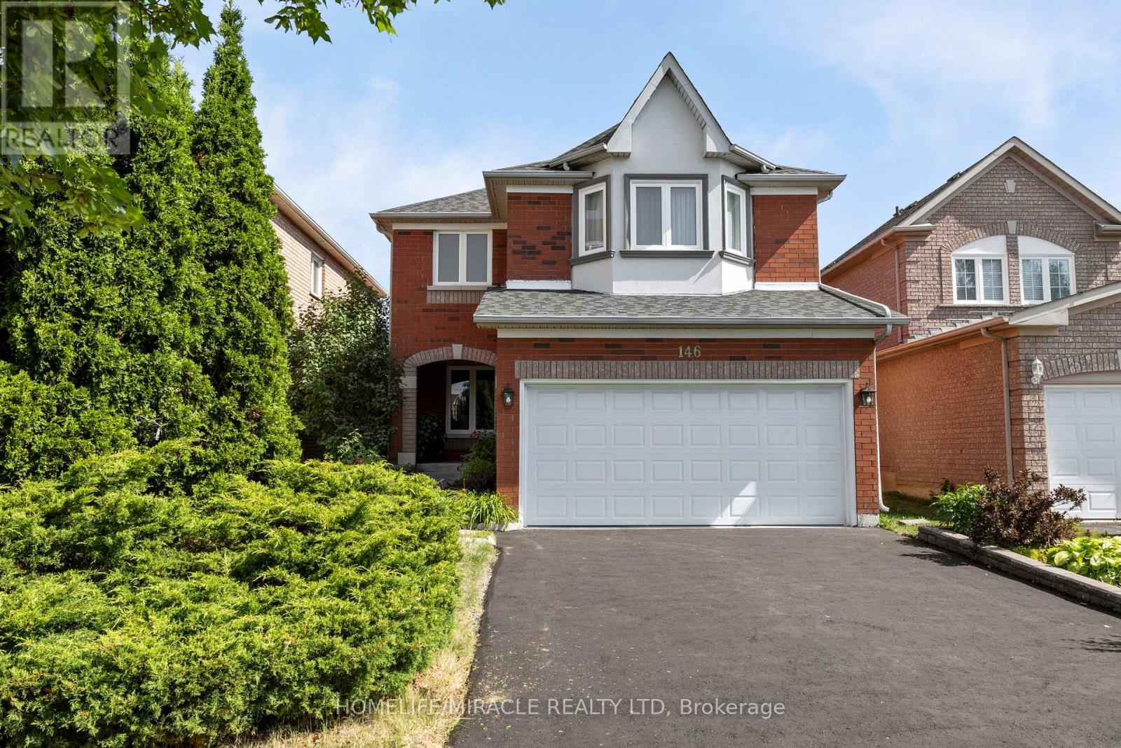 146 Roxbury St, Markham, ON L3S 3T4
