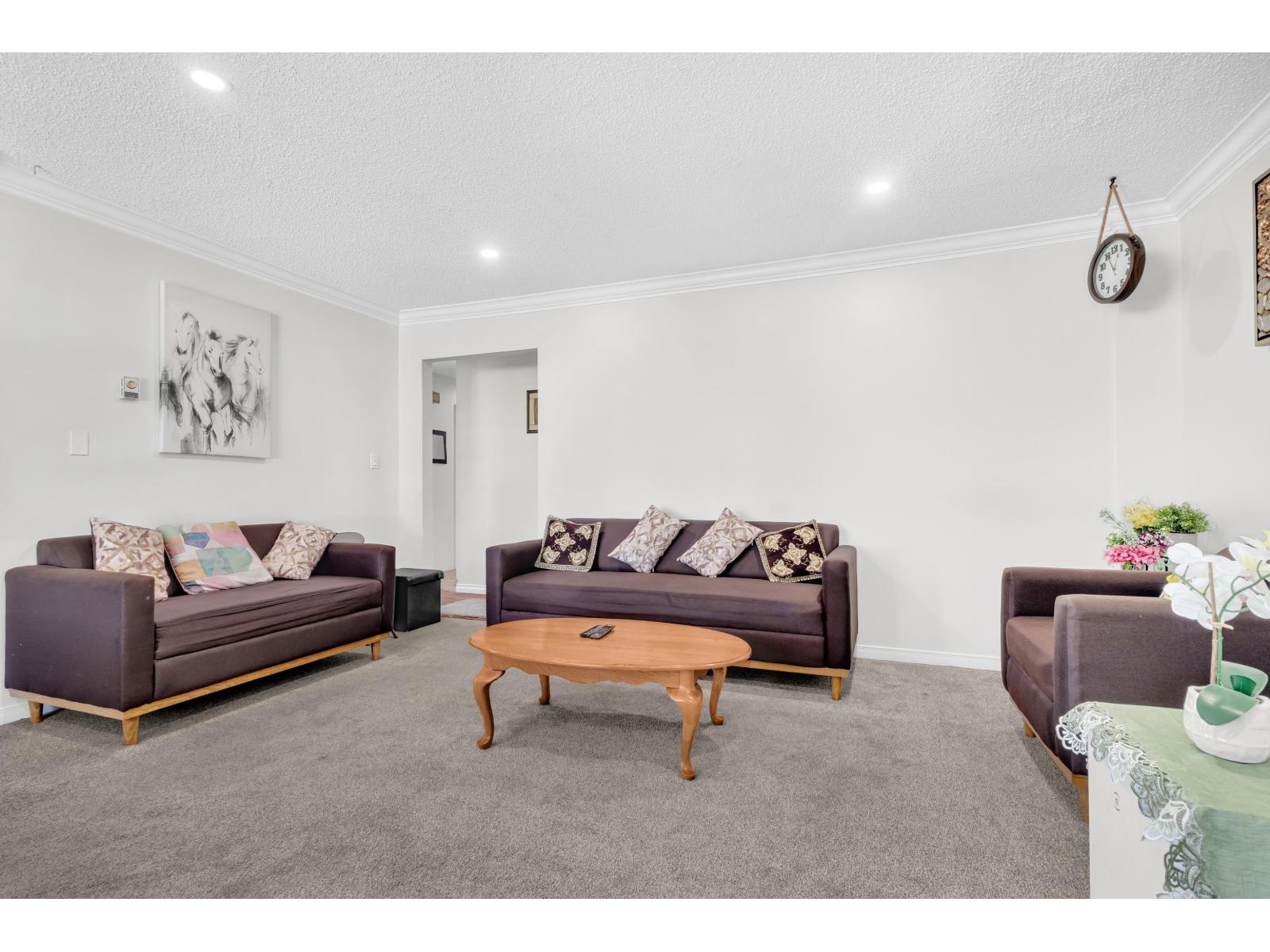 13291 70b Avenue Unit 101, Surrey, BC V3W 7Z2