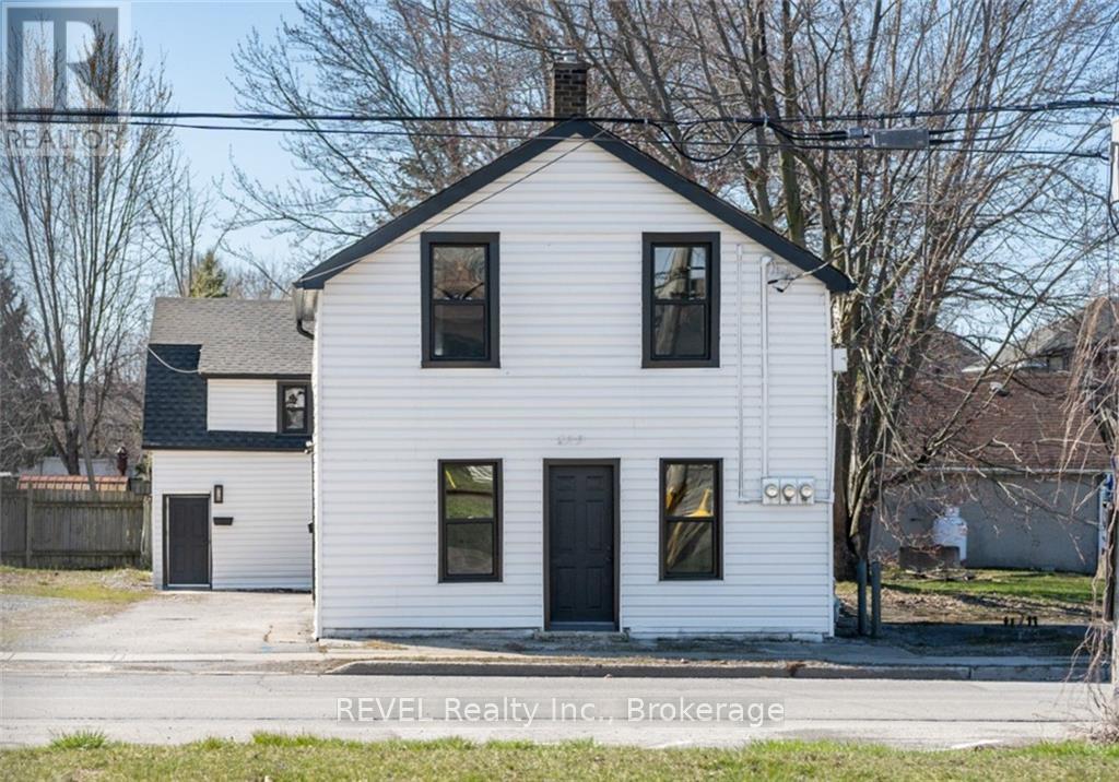 129 Durham St, Port Colborne, ON L3K 1E1