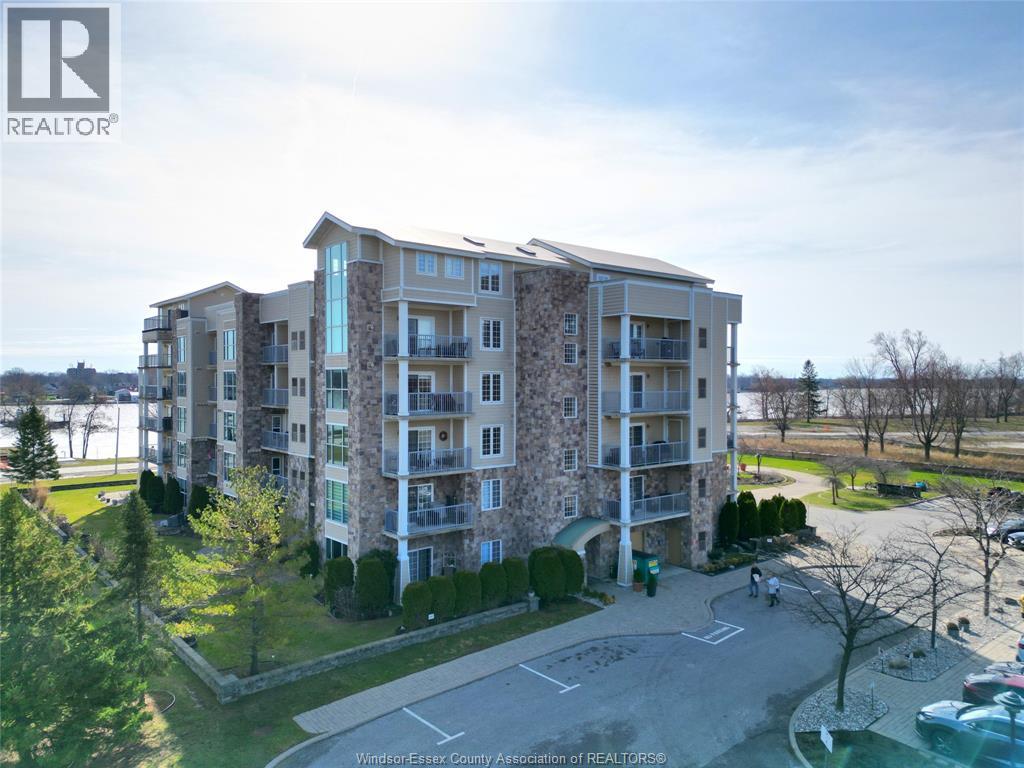34 Boblo Island Boulevard Unit 307, Amherstburg, ON N9V 0C4