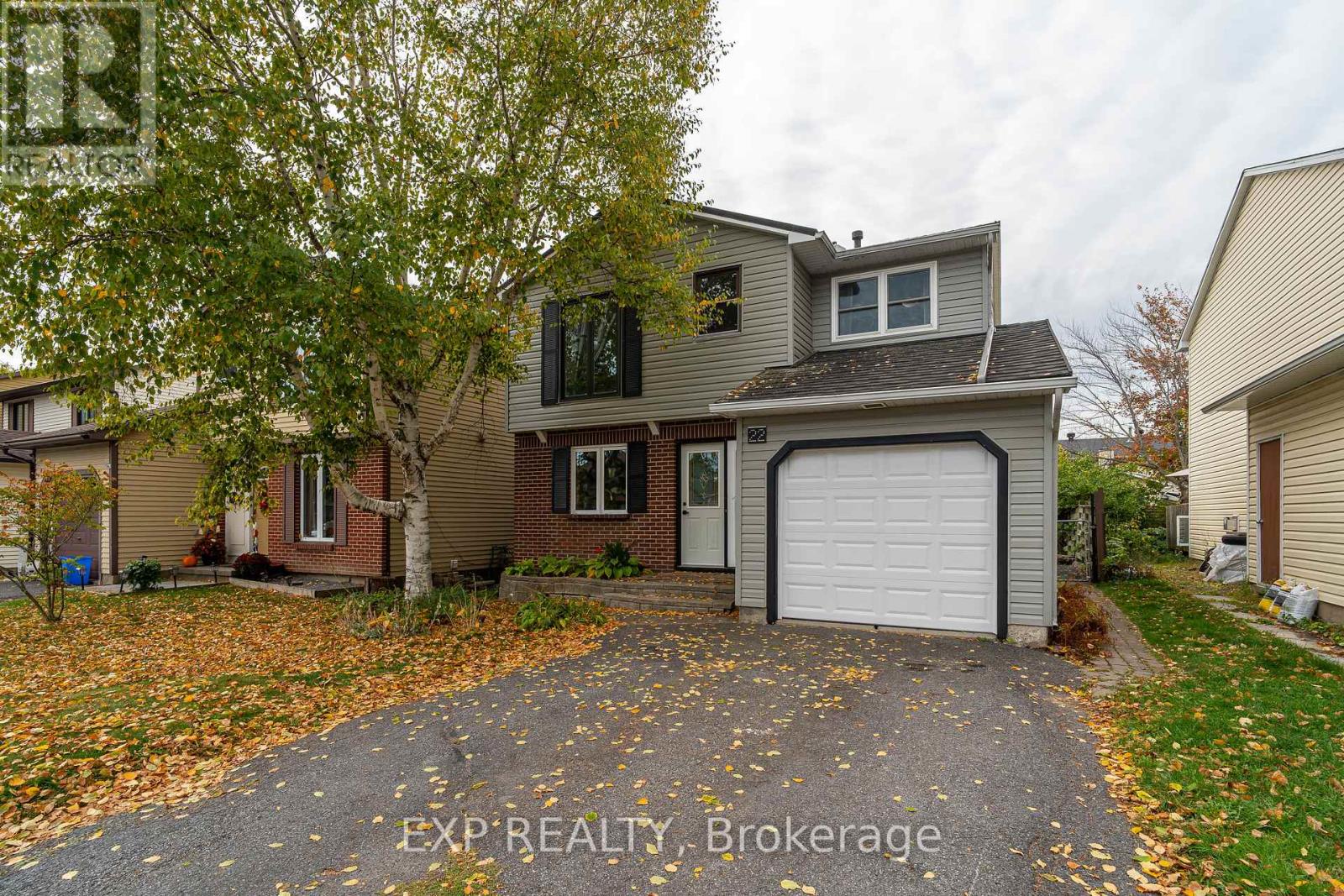 22 Rickey Pl, Ottawa, ON K2L 2E3