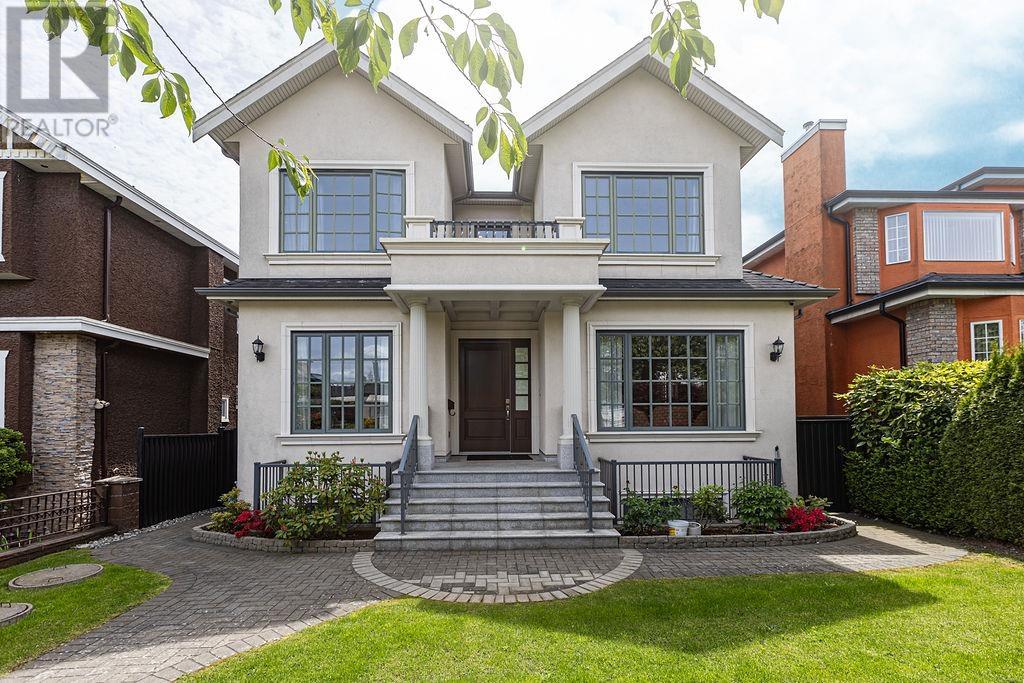742 W 64th Ave, Vancouver, BC V6P 2L3