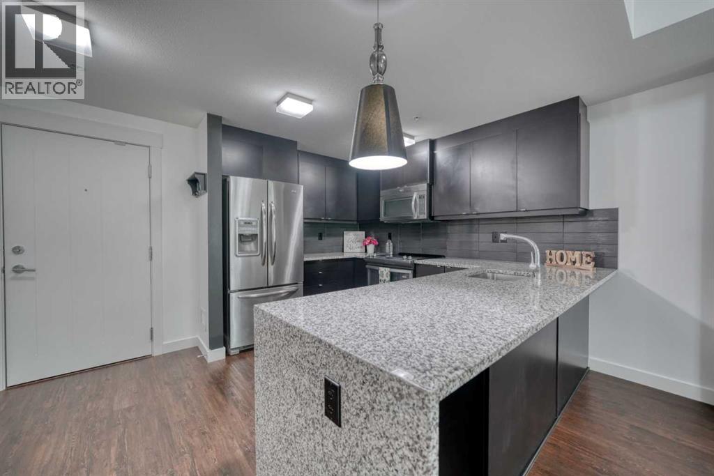 45 Aspenmont Heights Sw Unit 119, Calgary, AB T3H 0E6