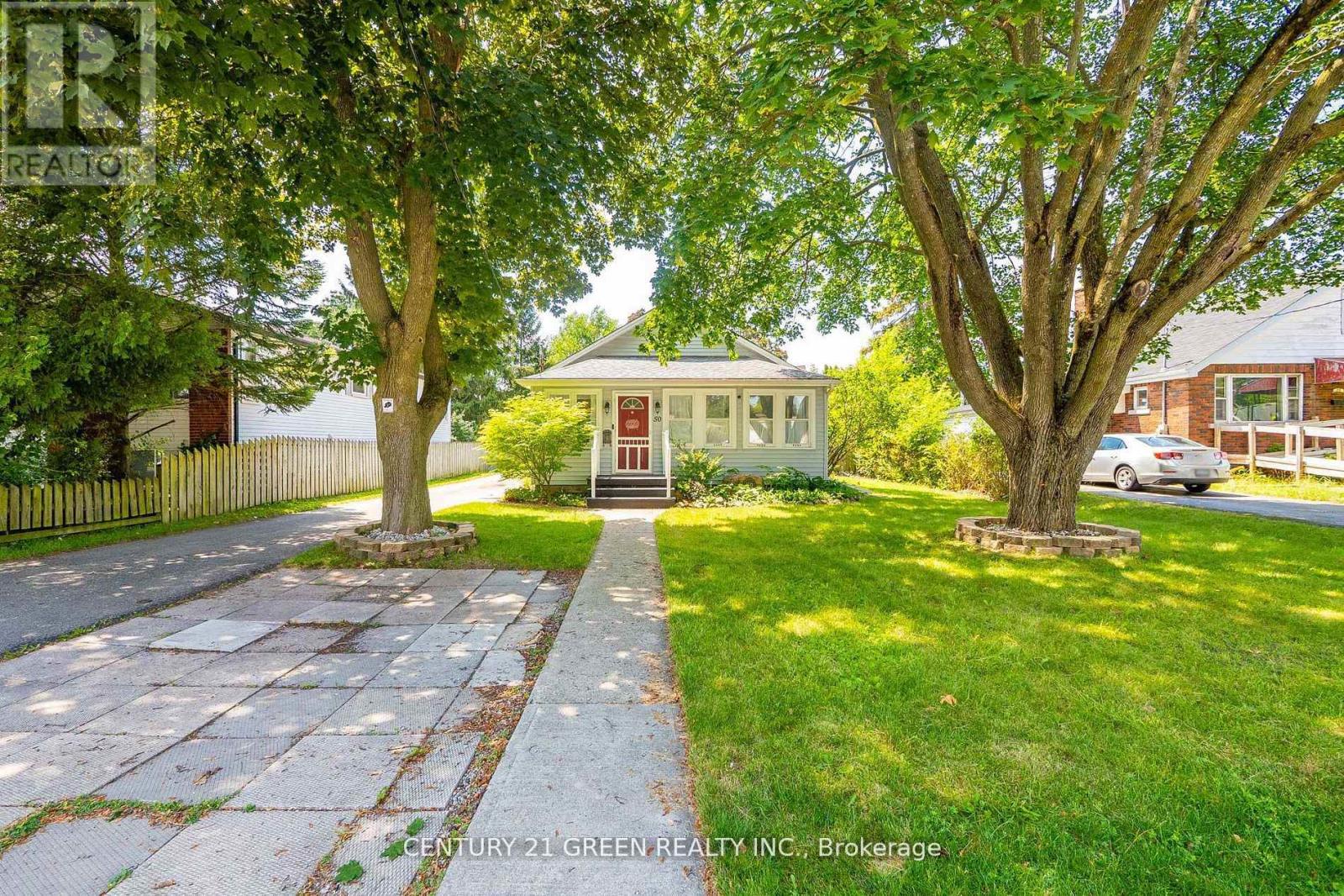 50 Elgin St S, Cambridge, ON N1R 5G5