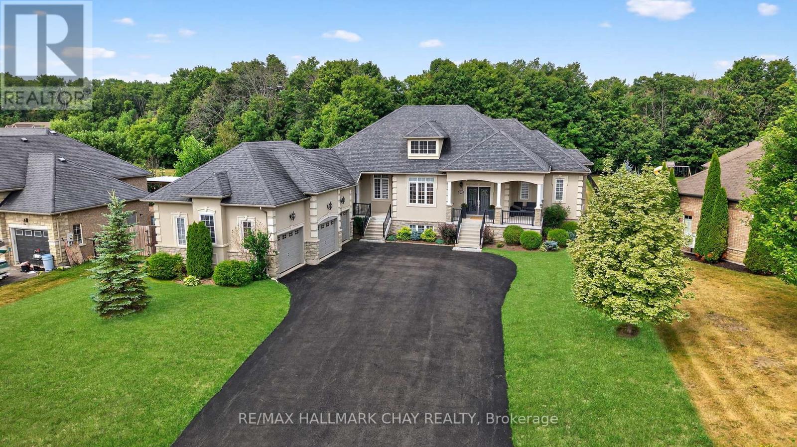 16 Basswood Dr, Wasaga Beach, ON L9Z 0A9