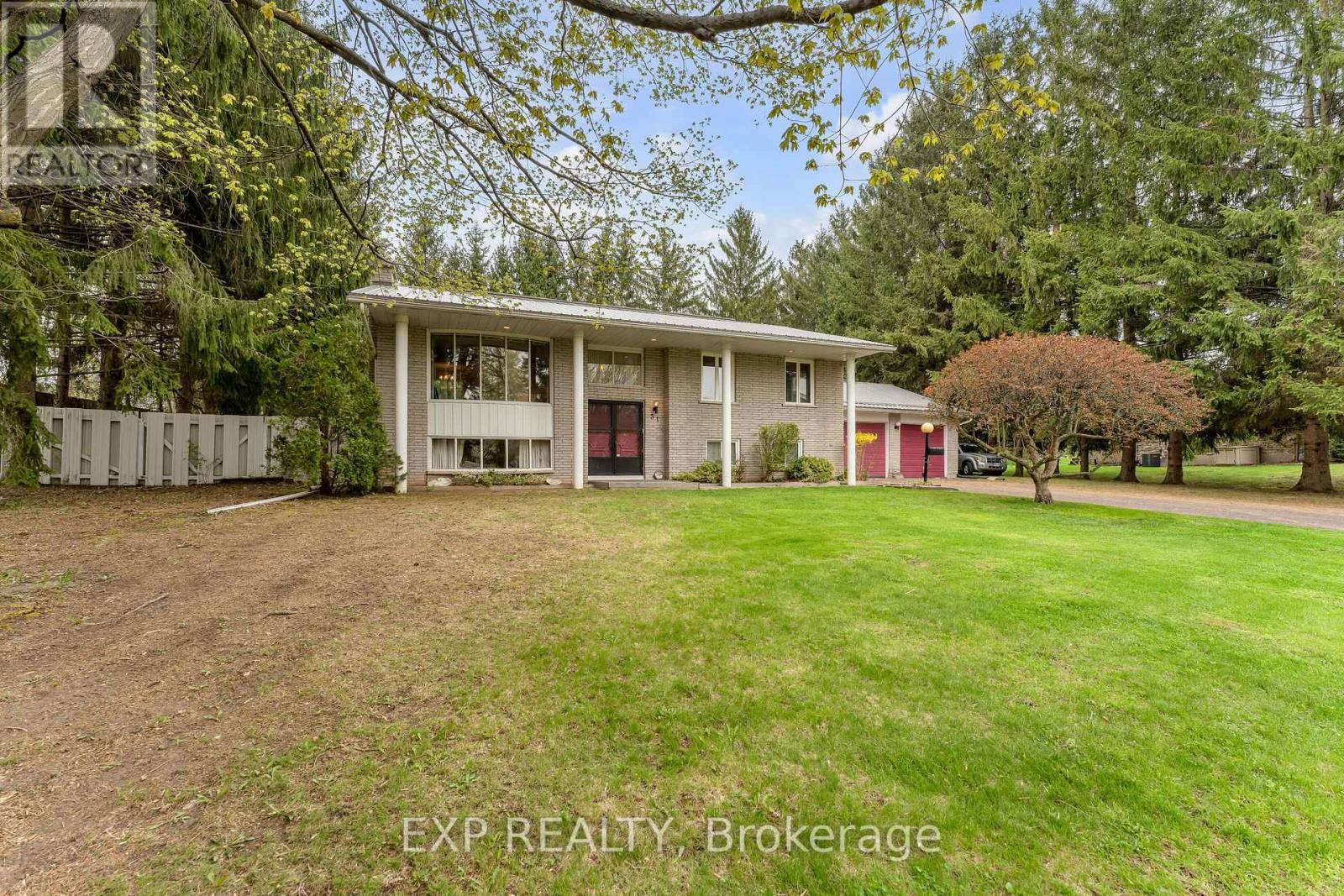 31 Southcrest Dr, Greater Napanee Greater Napanee, ON K7R 3J9