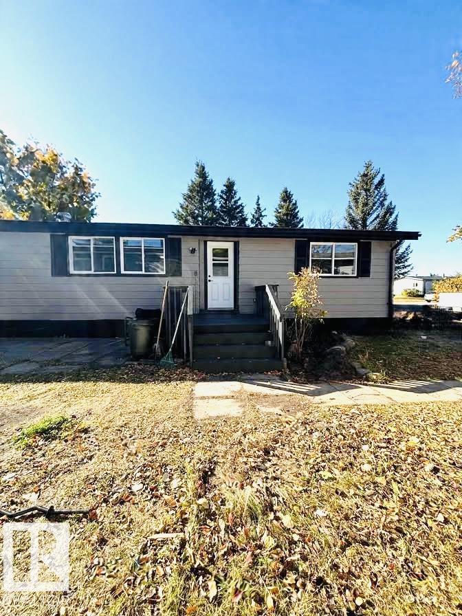 13 Maple Ter NW, Edmonton, AB T6P 1H8