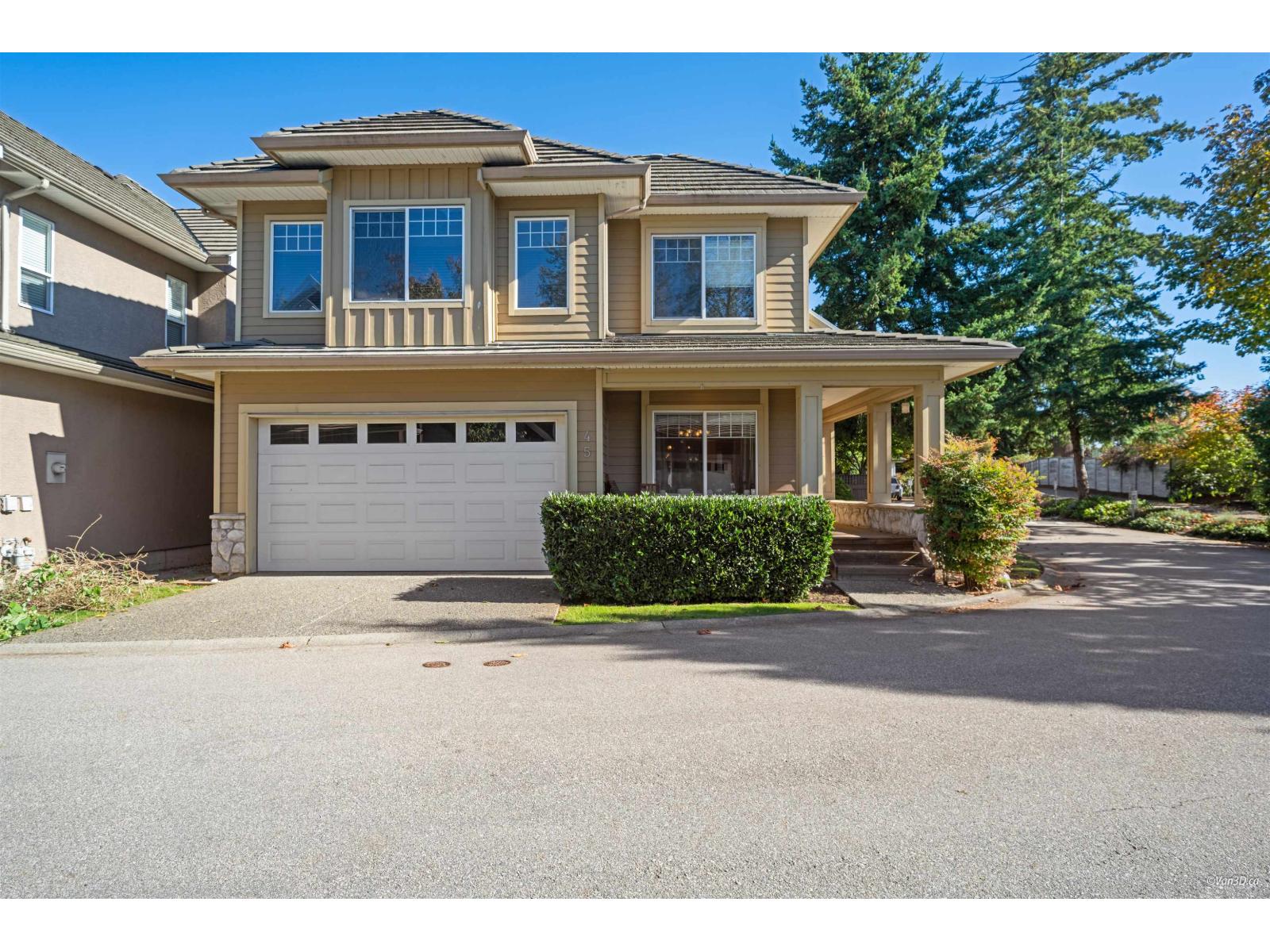 3363 Rosemary Heights Crescent Unit 45, Surrey, BC V3Z 0X8