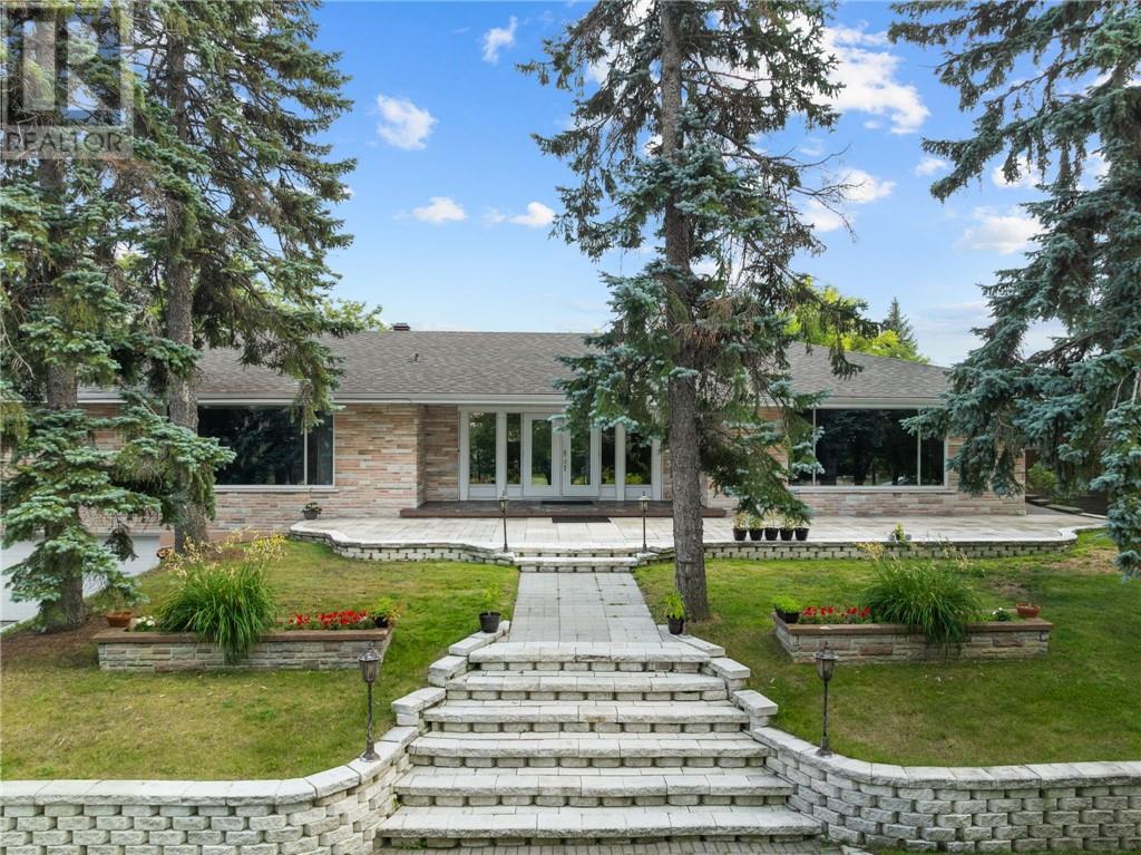170 Brebeuf Ave, Sudbury, ON P3C 5H1