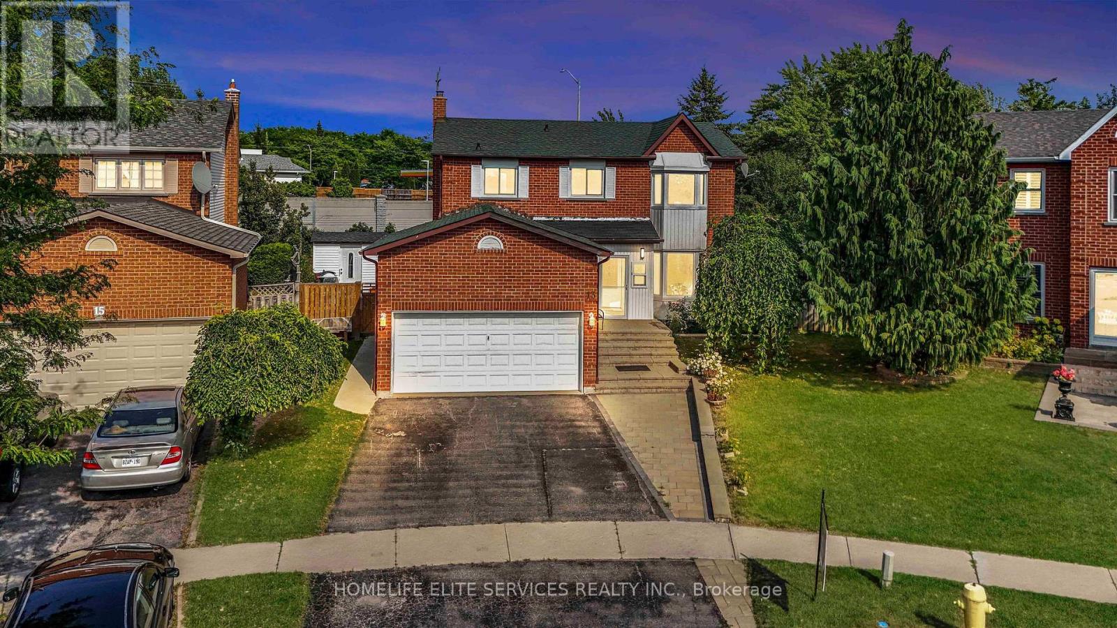13 Atkinson Ct, Ajax, ON L1S 5E4
