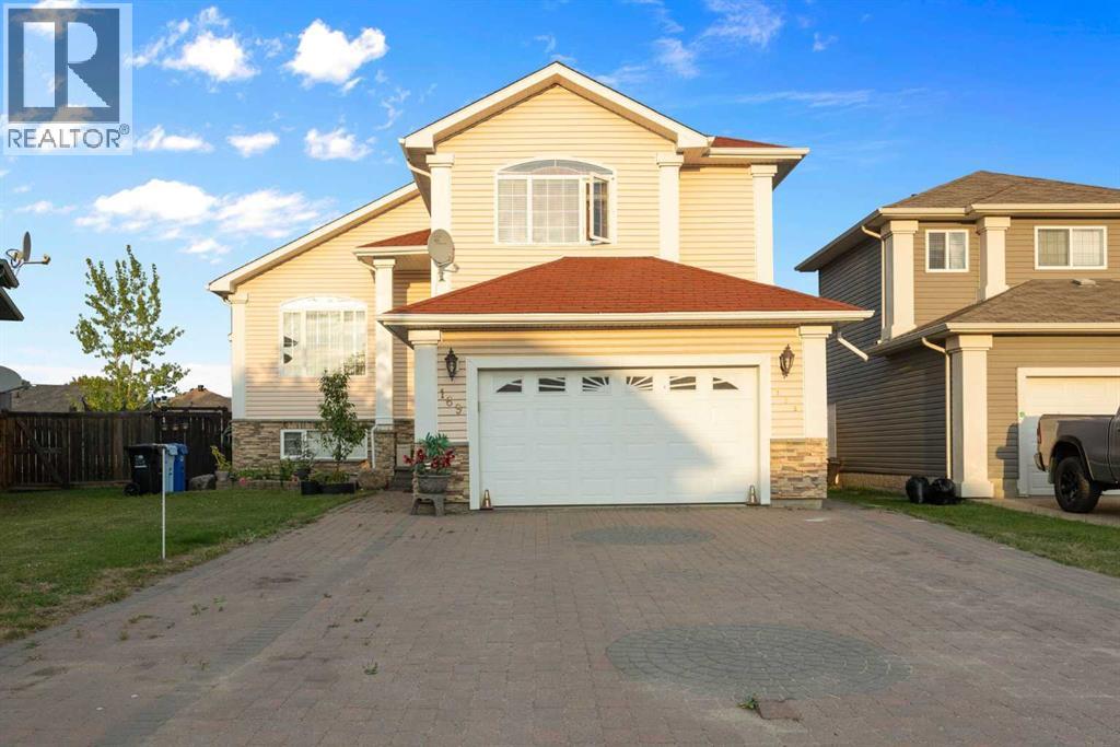 169 Fisher Cres, Fort Mcmurray, AB T9K 0B8