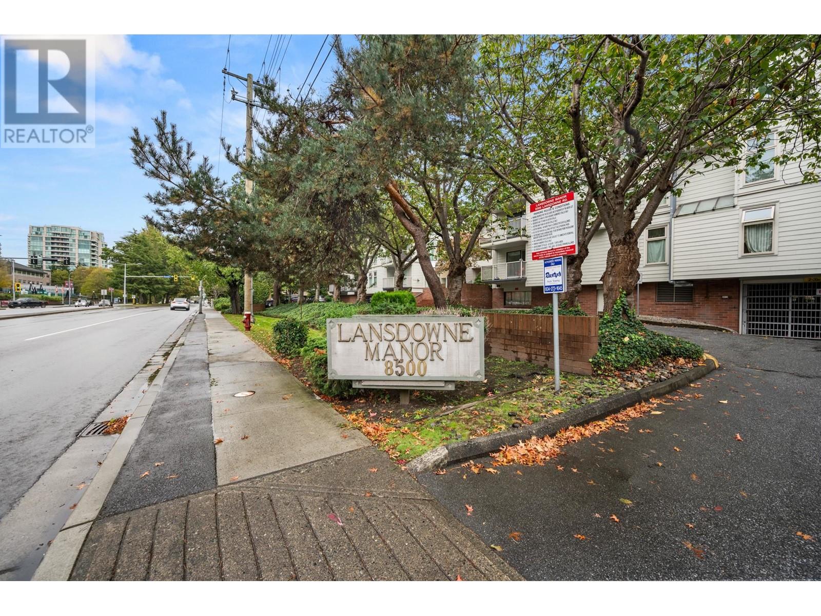 8500 Lansdowne Road Unit 301, Richmond, BC V6X 3G4