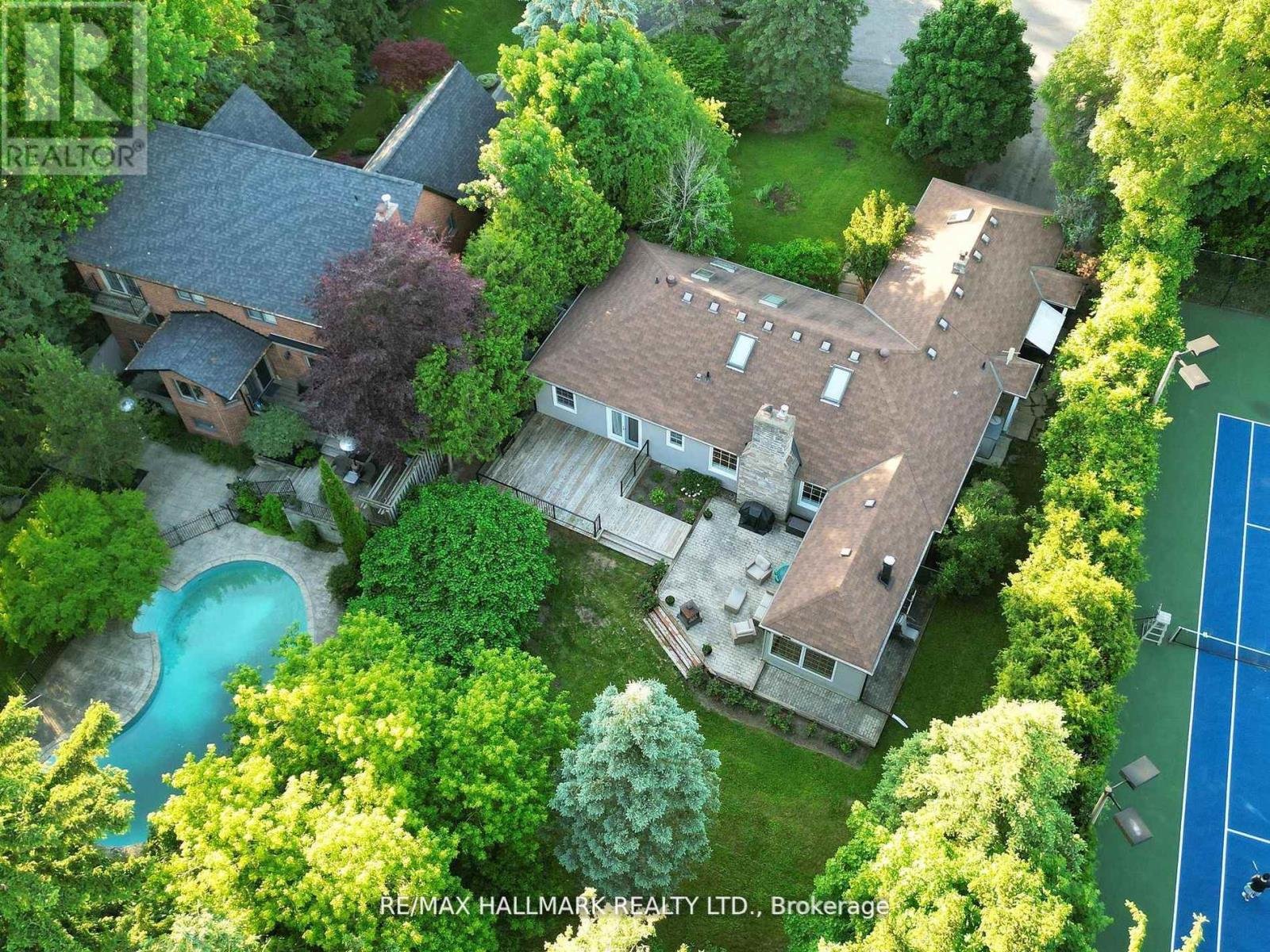 109 Highland Ln, Richmond Hill, ON L4C 3S1