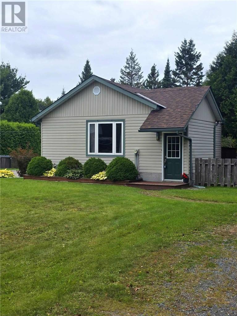 8 Kathleen, Sudbury, ON P0M 2M0