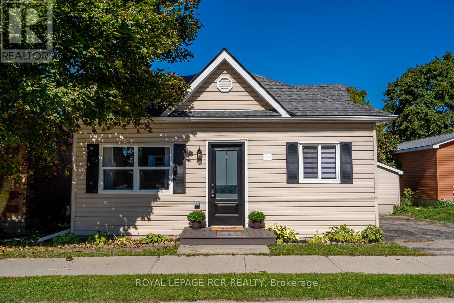131 Frederick St E, Wellington North, ON N0G 1A0