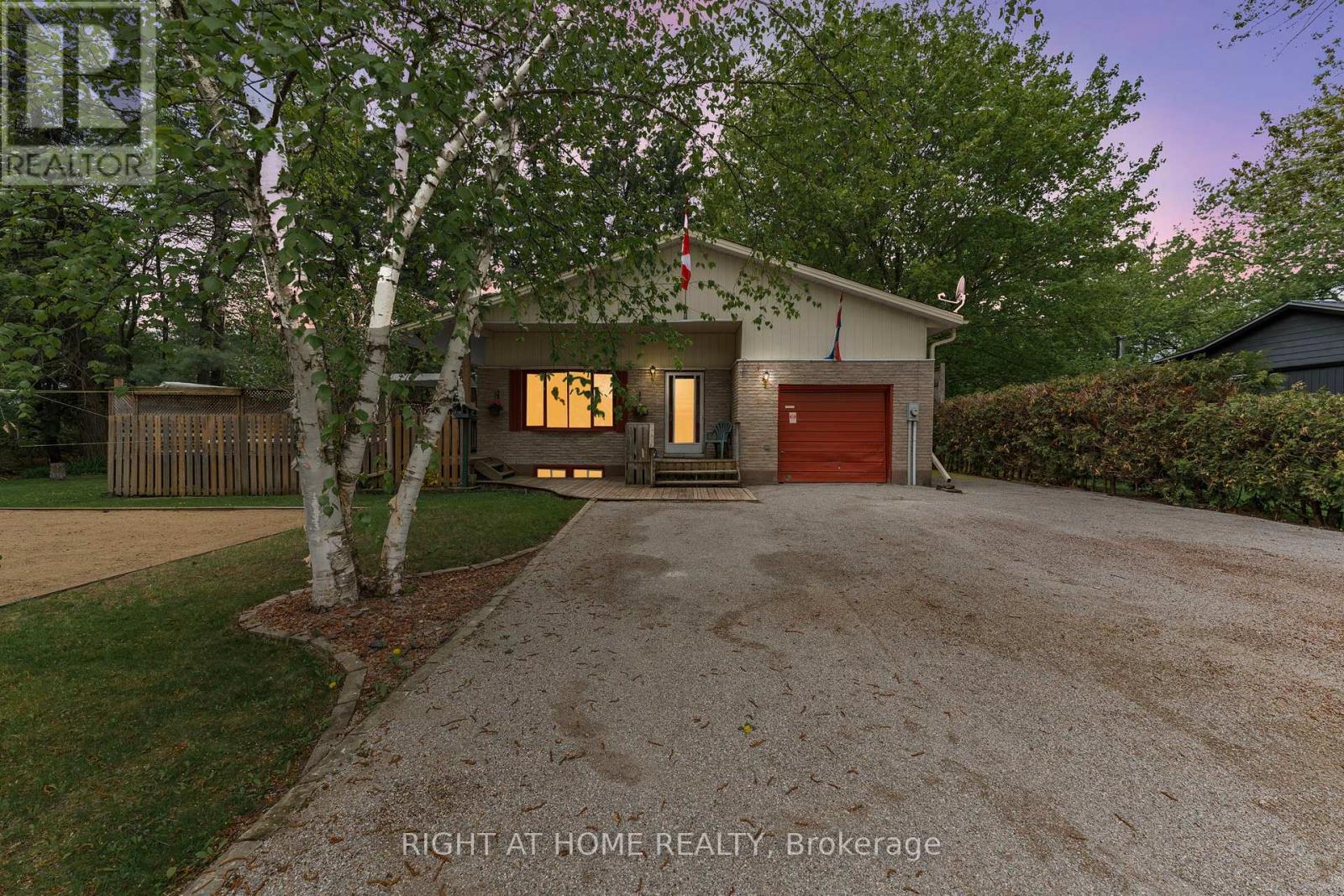 3500 Baldwick Ln, Springwater, ON L0M 1T2
