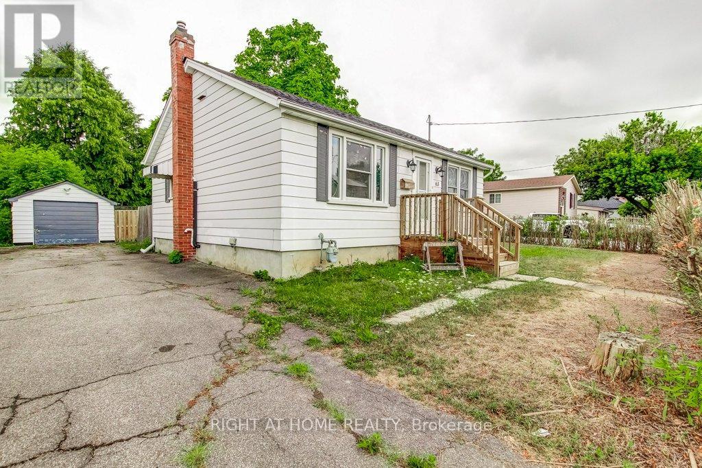 63 Kinsey St, St. Catharines, ON L2S 1E2